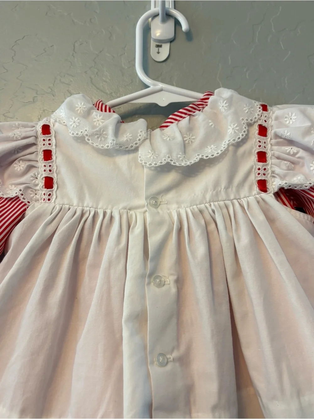 Baby togs Vintage baby girls red white Christmas embroider pinafore dress 3-6 mo